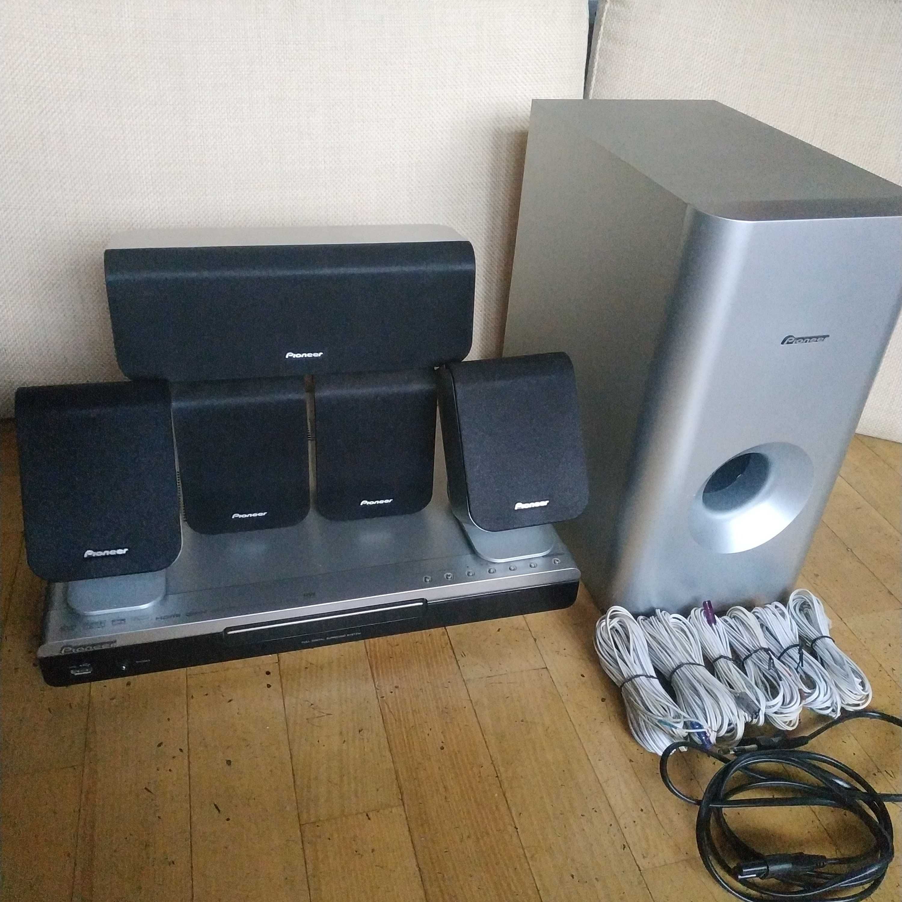 Домашній кінотеатр Pioneer XV-DV353