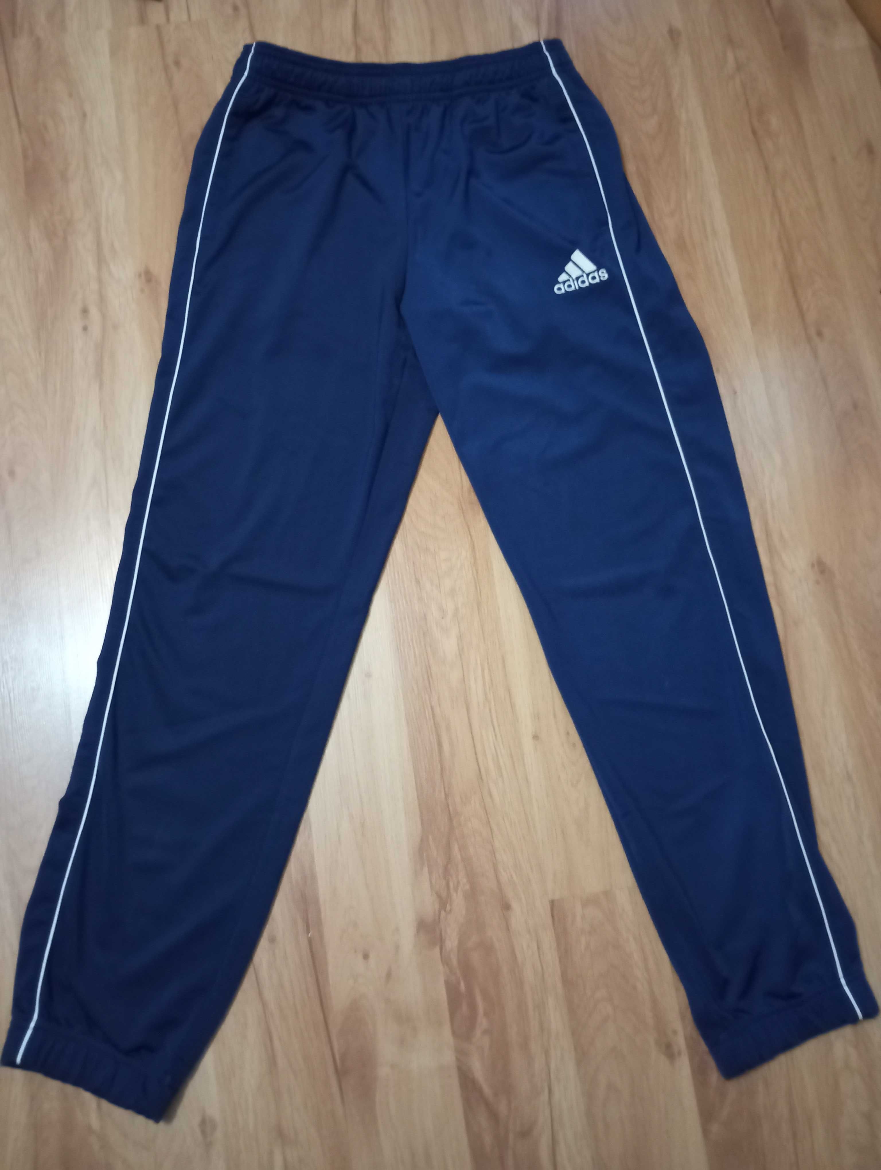 Dres Adidas 164cm