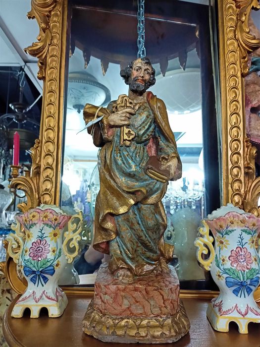 Figura S. Pedro Madeira Policromada Séc XVIII XIX