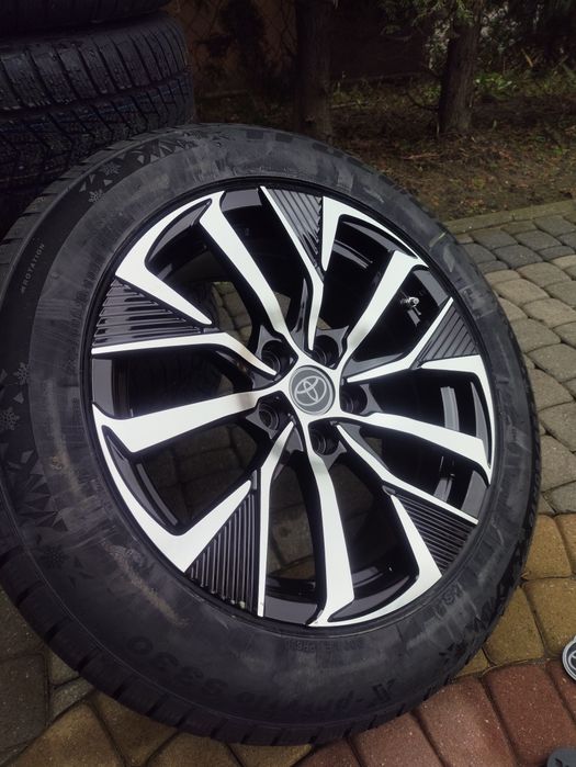 Nowe koła zimowe 18 5x114,3 z czujnikami toyota CH-r corolla Cross yar