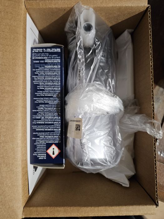 Máquina de Café Automática DELONGHI Magnifica Evo - Nova c/garantia