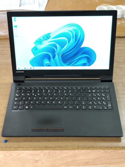 Portátil Lenovo MT 80TD