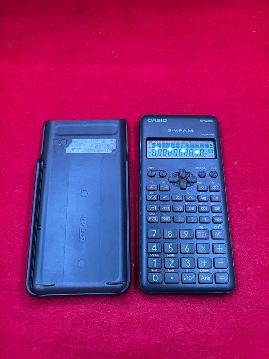 kalkulator naukowy casio fx-82 zasilanie bateryjne wyświetlacz lcd