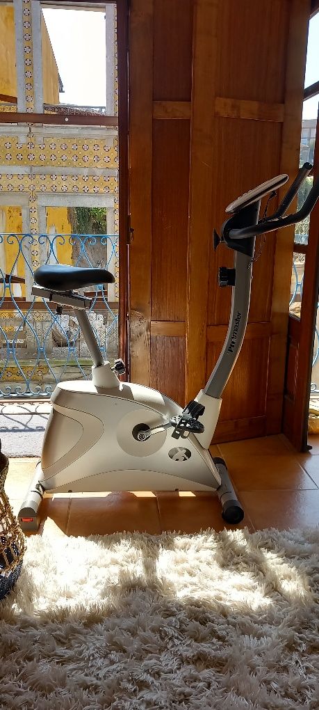 Bicicleta  bicicleta ergométrica
