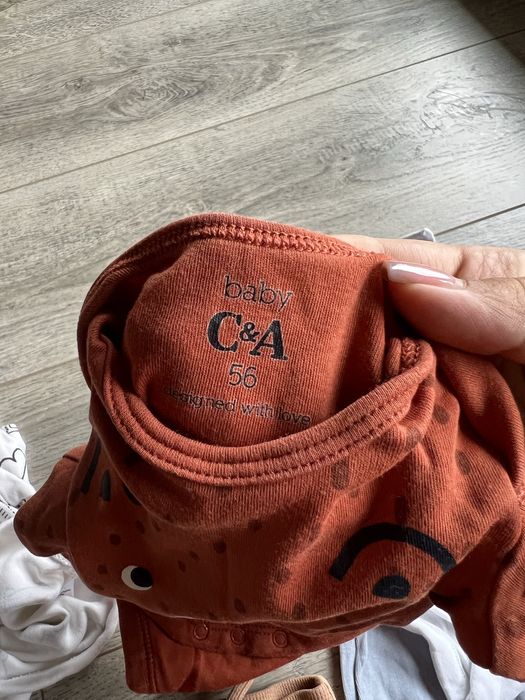 Набір одягу на новонародженого хлопчика 0-1 можна у пологовий