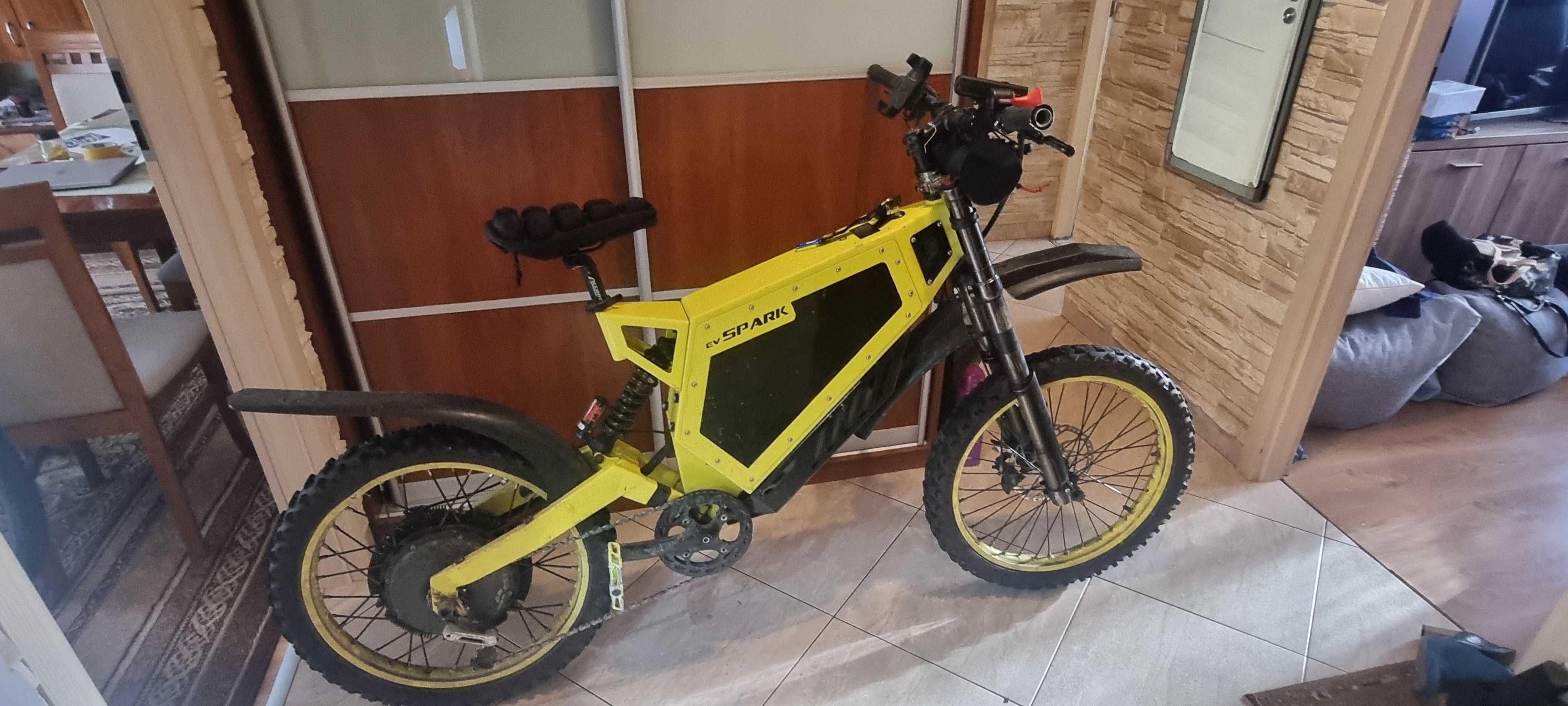Monster Ebike EV Spark  72v  5KwH/ 59Ah