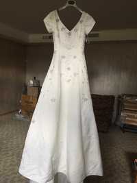 Продам весільну сукні для нареченоі