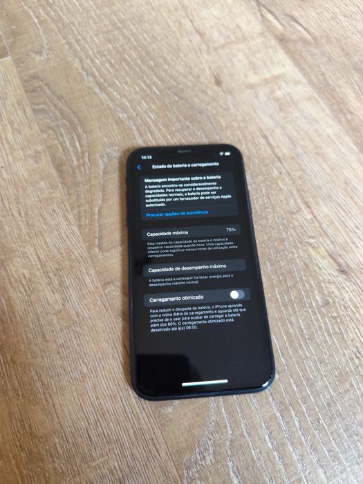 iPhone XR 64GB Preto