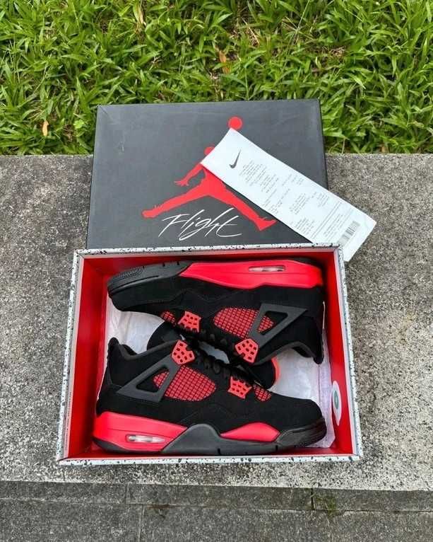 Jordan 4 Retro Red Thunder R.39