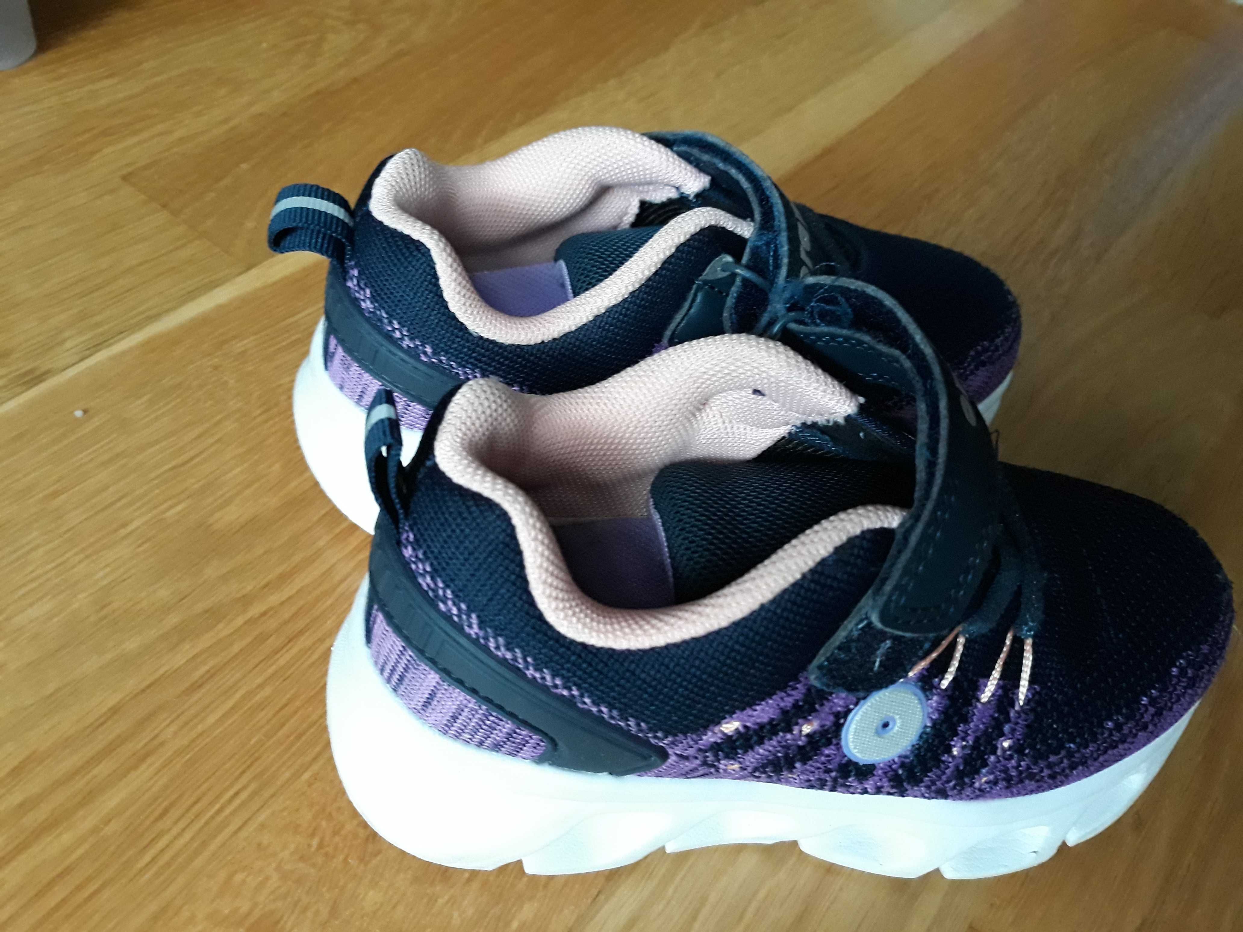 Świecące buty dziecięce rozmiar 27