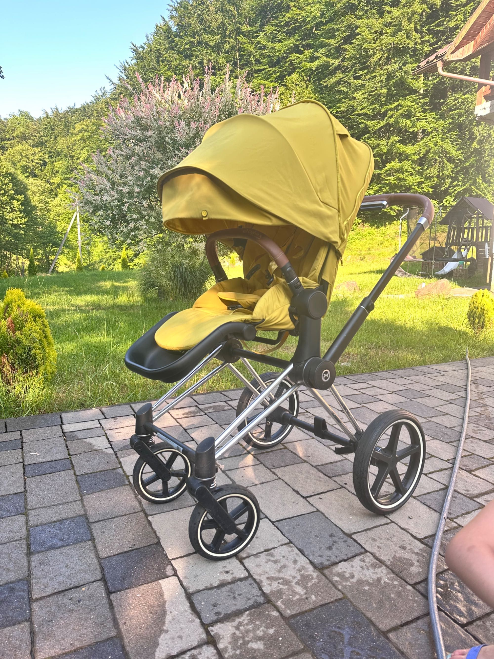 Візочок 2 в 1  або 3 в 1  Cybex Priam  4.0