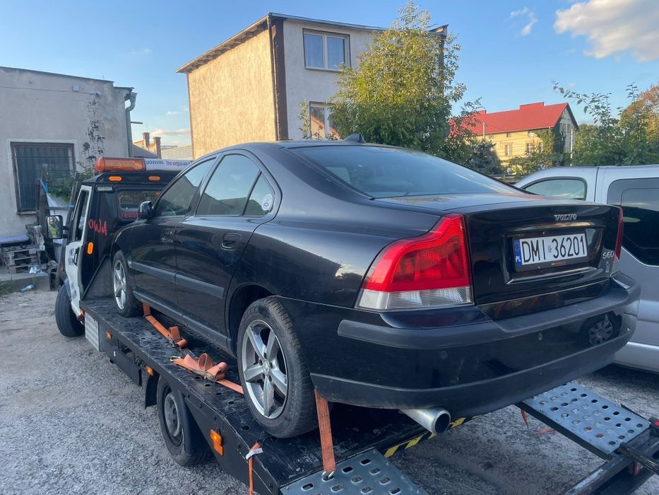 Volvo S60 2.4 benzyna 2002 rok części / czesci