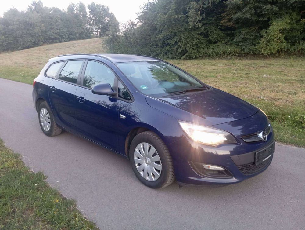 Opel Astra j 1.6 CDTI 2015 r.