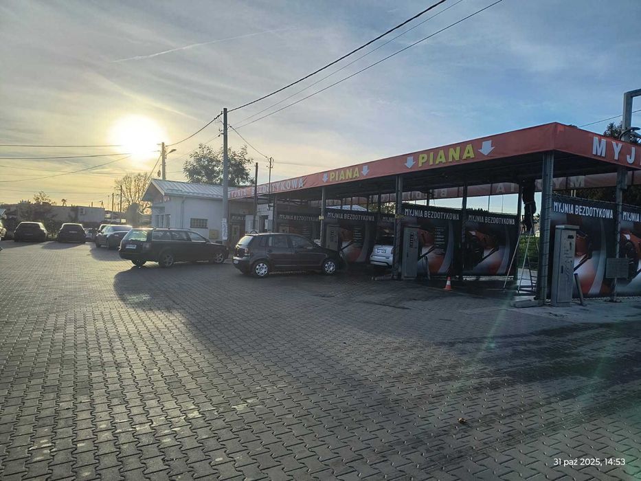 Automatyczna Myjnia Samochodowa Bezdotykowa + Budynek z Apteką