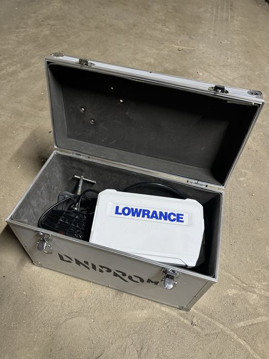 Эхолот Lowrance FS7