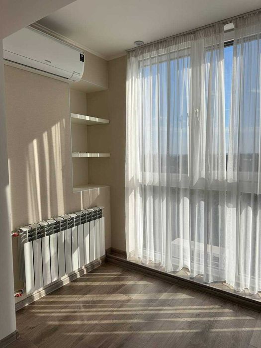 Продам 3к квартиру с ремонтом и мебелью/Титова /Чечеловский