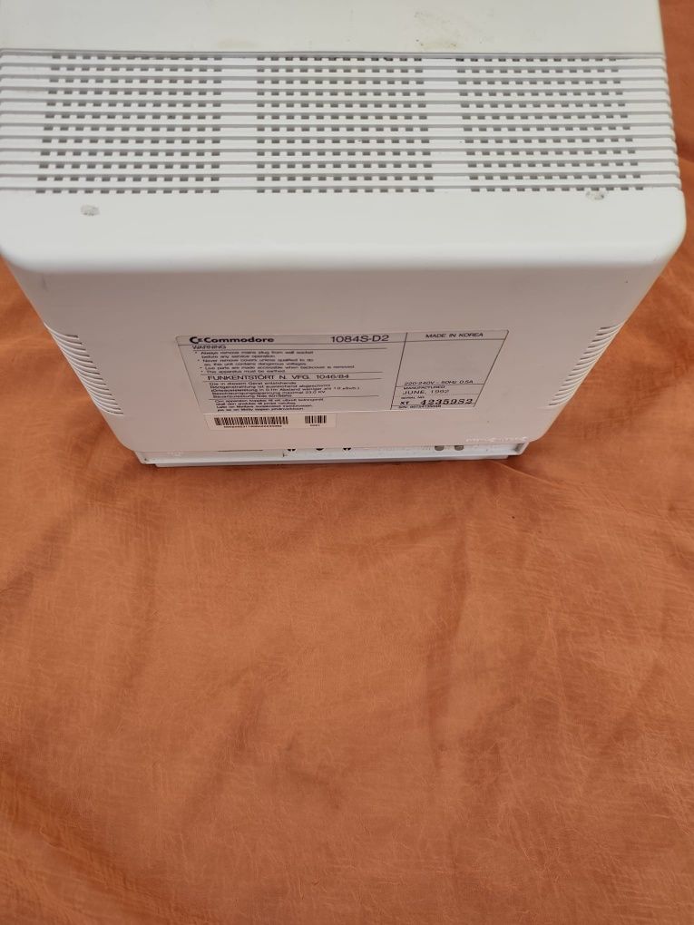 Monitor Commodore 1084S - D2