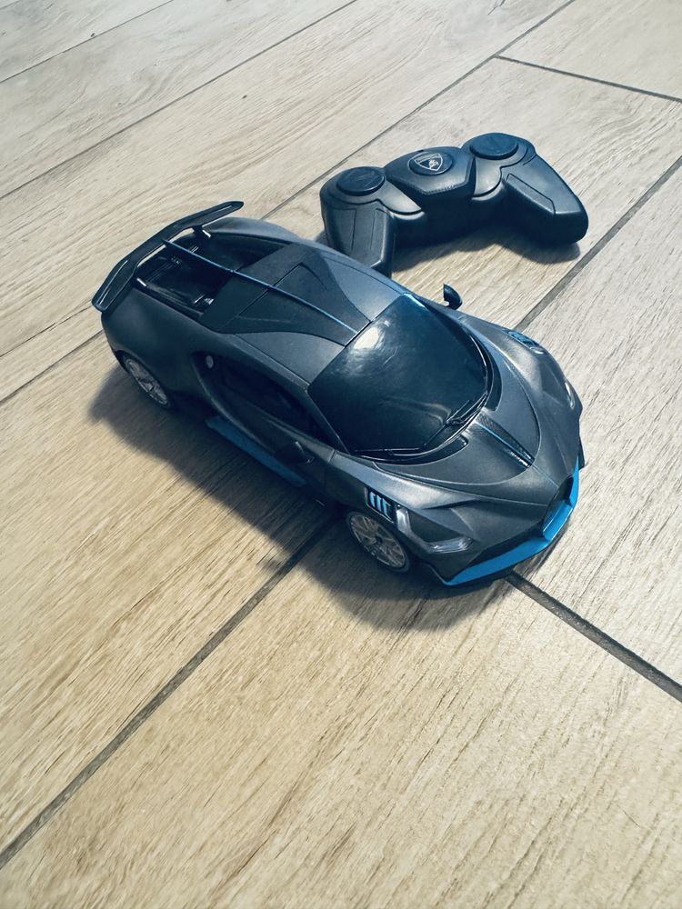 Bugatti divo 1/24 zdalnie sterowany rastar 2.4GHz