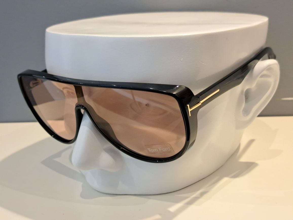 **TOM FORD damskie duże czarne nowe okulary przeciwsłoneczne złote log