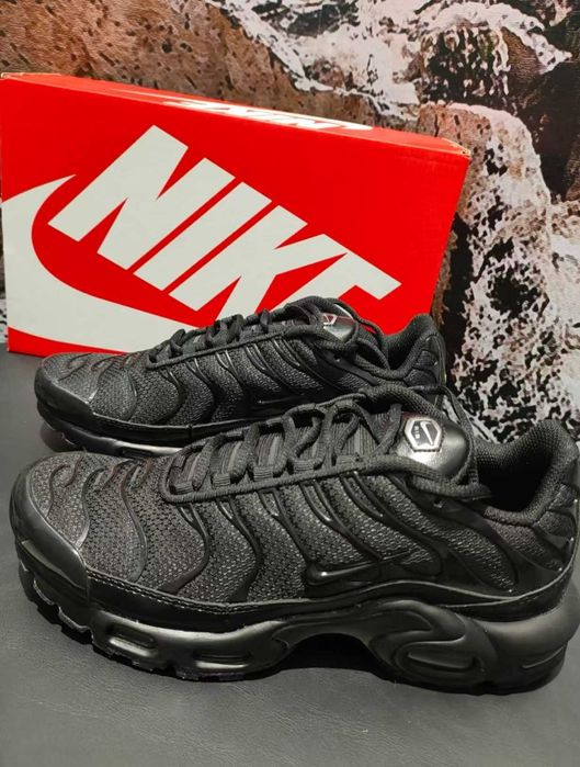 Buty Mokasyny Nike_Air_Max_TN_Plus_Black R.37.5