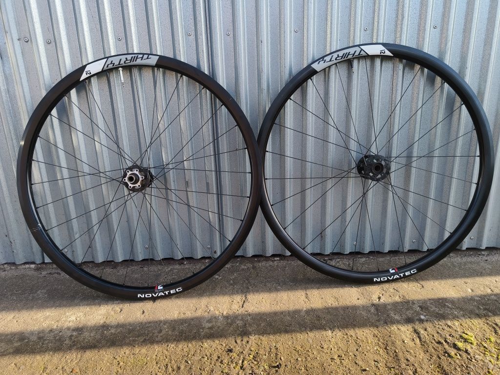 Koła MTB novatec thirty 29" sztywne osie tubeless