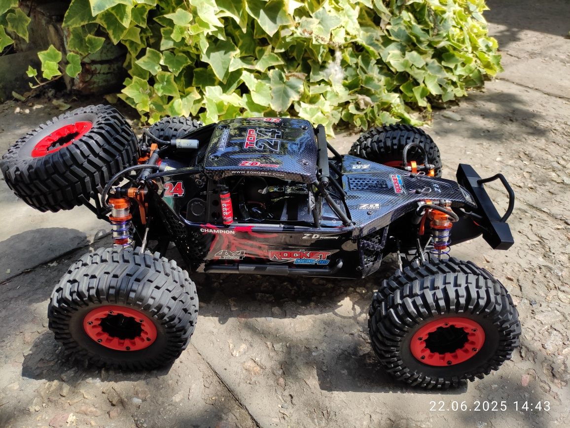RC model. ZD Racing DBX 10. 1/10 Brushless 4WD RTR. На радиоуправлении