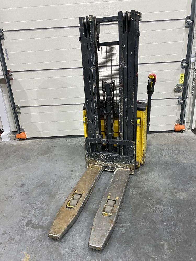 Paleciak elektryczny wózek widłowy Komatsu triplex 2,0t 4,25m