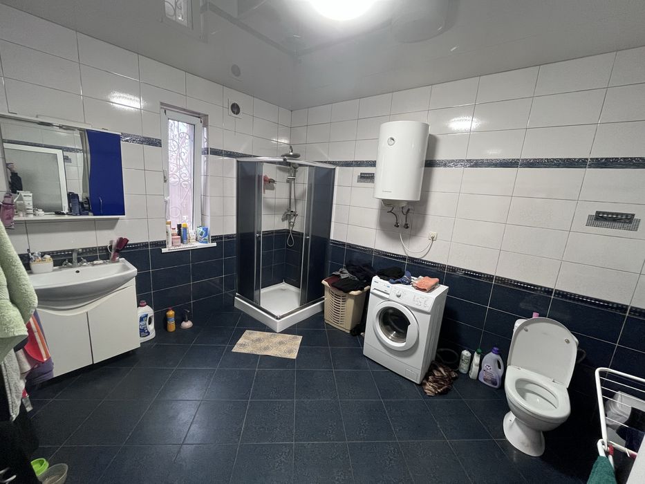 Будинок у стані заходь і живи,Красилівка,центр, будинок з газом