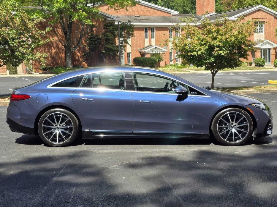 Mercedes-Benz EQS 580 4MATIC      2023