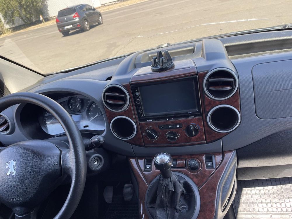 Peugeot partner 1.6 ГБО КОНДИЦИОНЕР