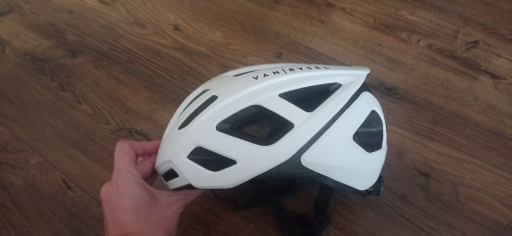 Van Rysel Roadr 500 kask rowerowy, rozmiar M
199.99zł
https://w