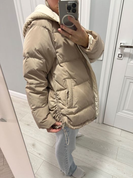 Зимова тепла куртка на пуху