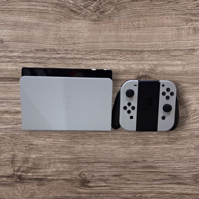 Nintendo Switch Oled branca