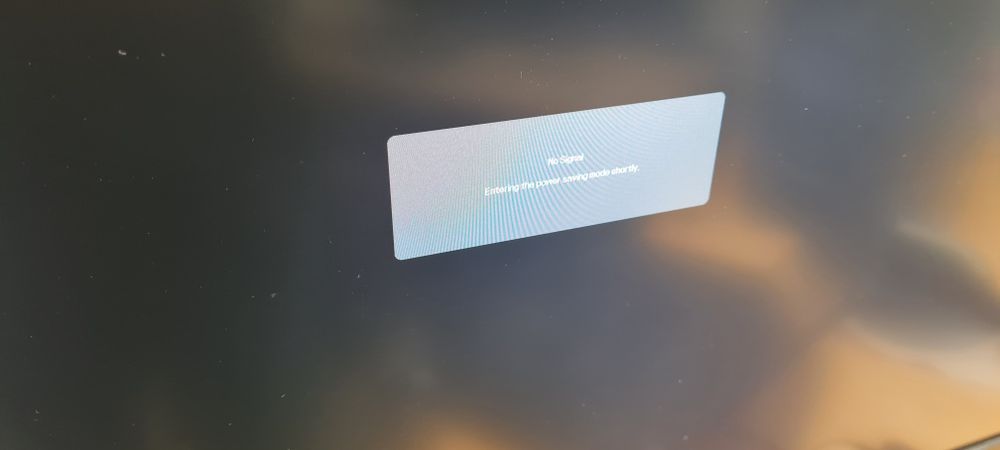 Monitor LG 32uk550 uszkodzony