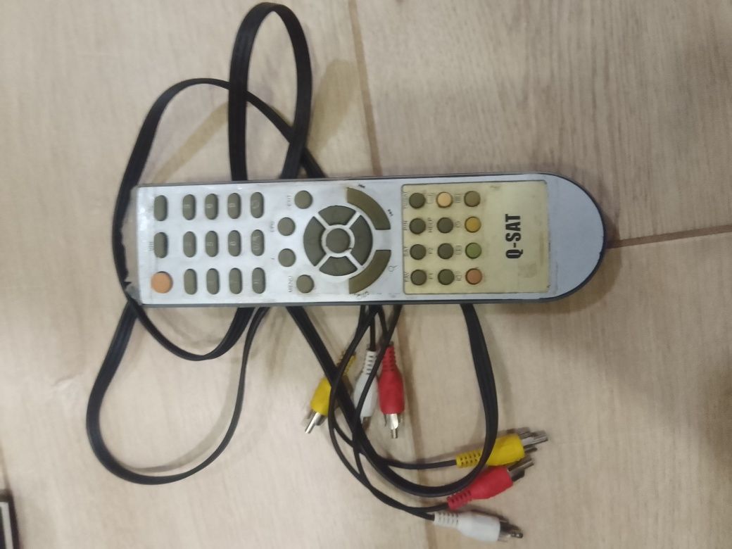 Тюнер спутниковый Q-SAT ST-08
