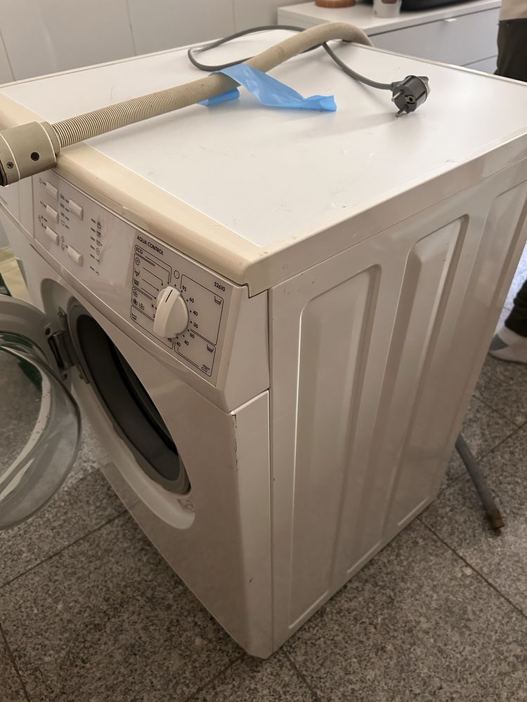 Maquina de Lavar AEG