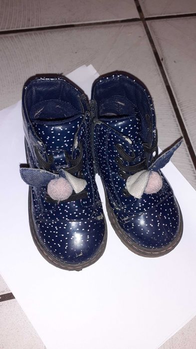 Jesienne BOTKI LAKIERKI Buty dziecięce Kozaki dziecięce rozmiar 24