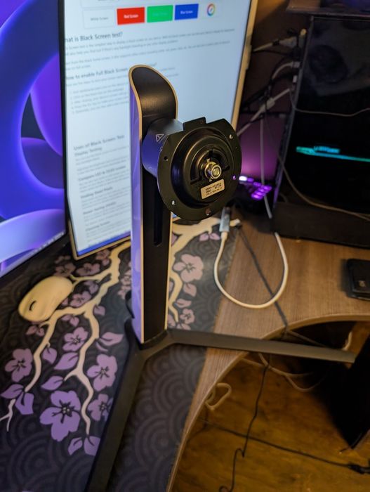 Samsung Odyssey Neo G8 32" 4К 240Hz miniLED
