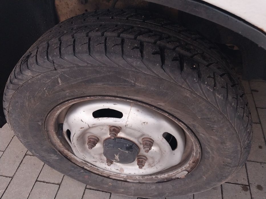 Форд.Дізель 2.0 2005 рік