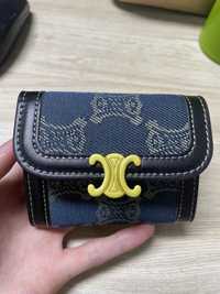 Small card holder