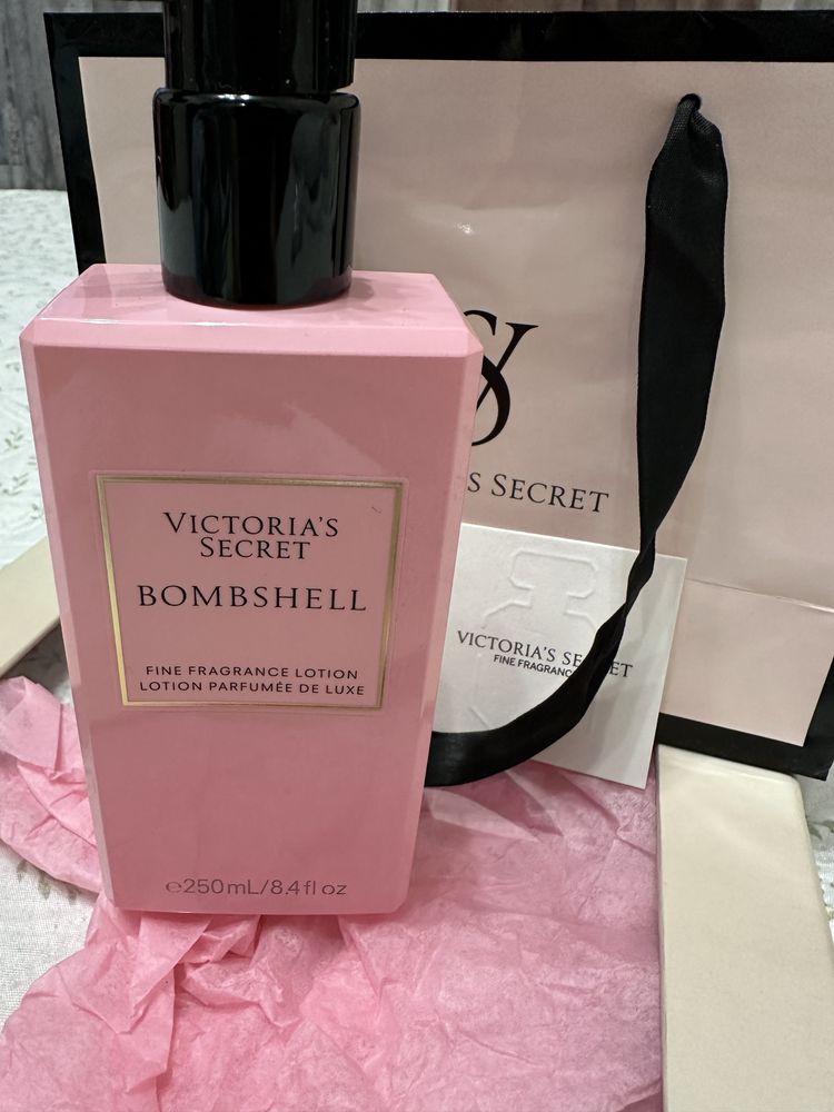 Парфюмированный лосьон Victoria`s Secret Bombshell 250