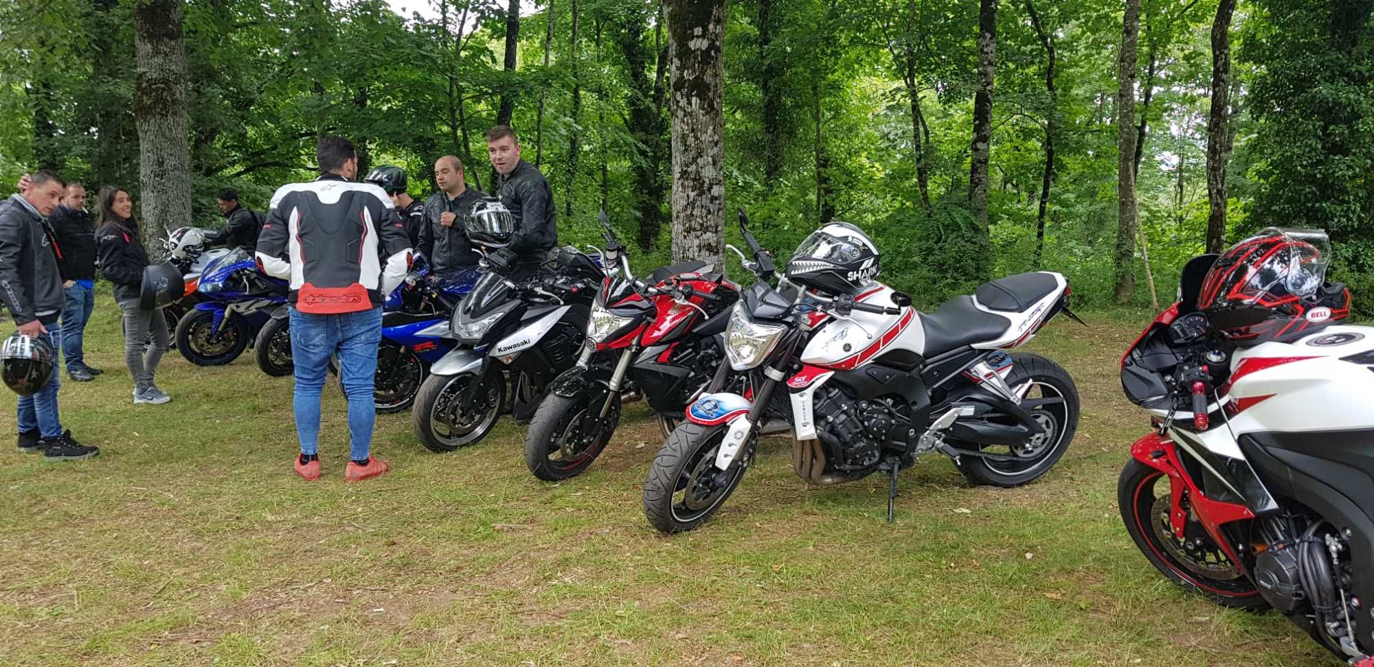 Yamaha fz1n como nova