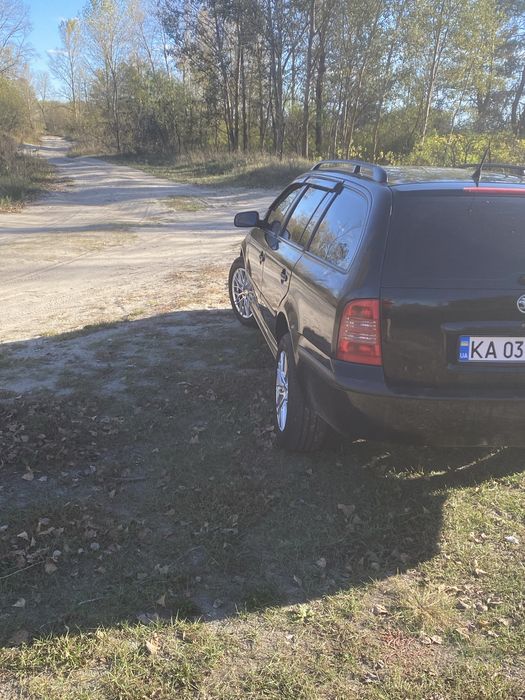 Продам Skoda Octavia Tour