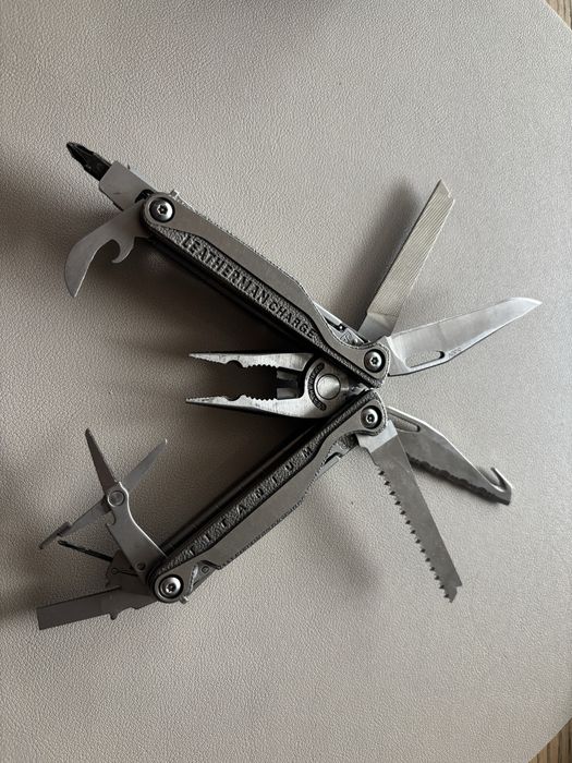 Leatherman Charge Titanium komplet