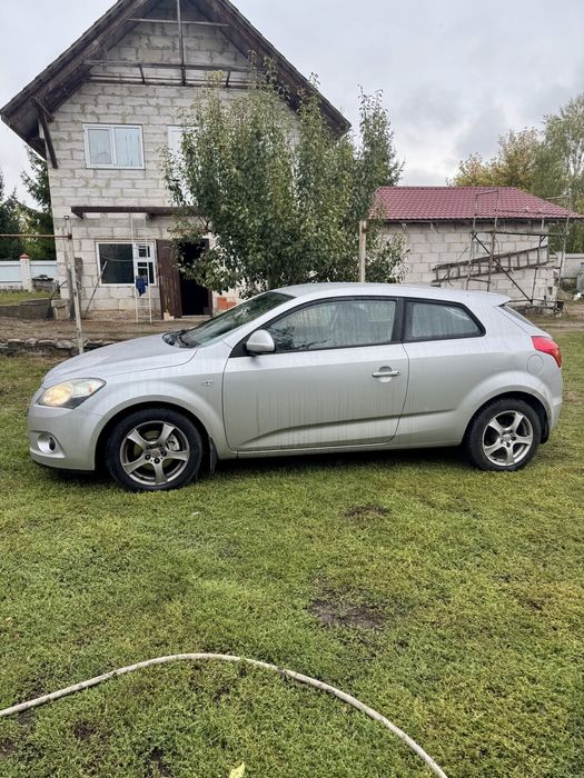 Kia Ceed 2008 2.0 CRDi