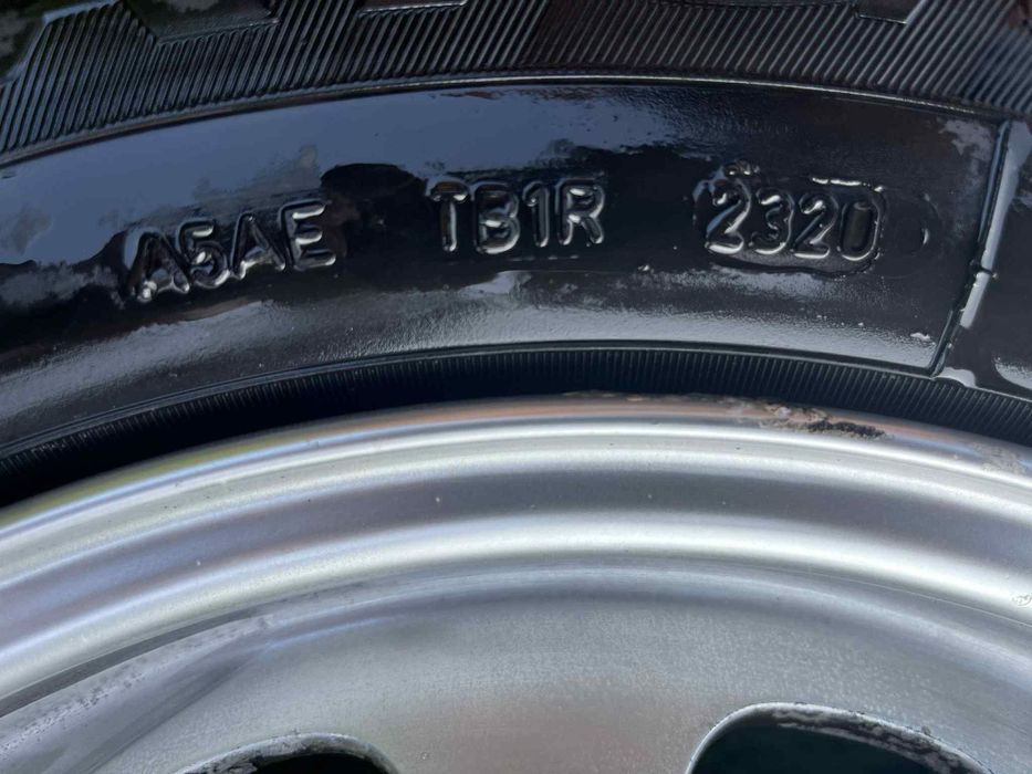Koła, opony, felgi BMW zimowe 195/65R15