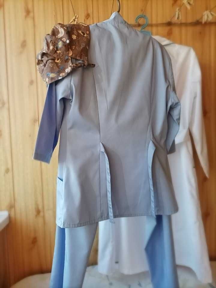 Продам костюм медичний  в ідеальному стані, верх, брюки та шапочка.