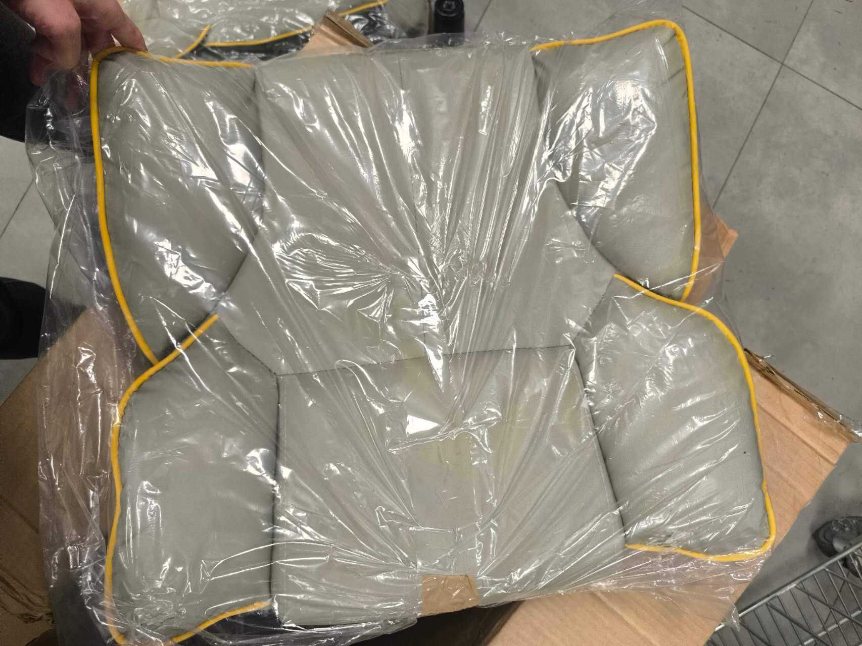 Fotel ergonomiczny biurowy obrotowy z podnóżkiem do biurka Khaki
