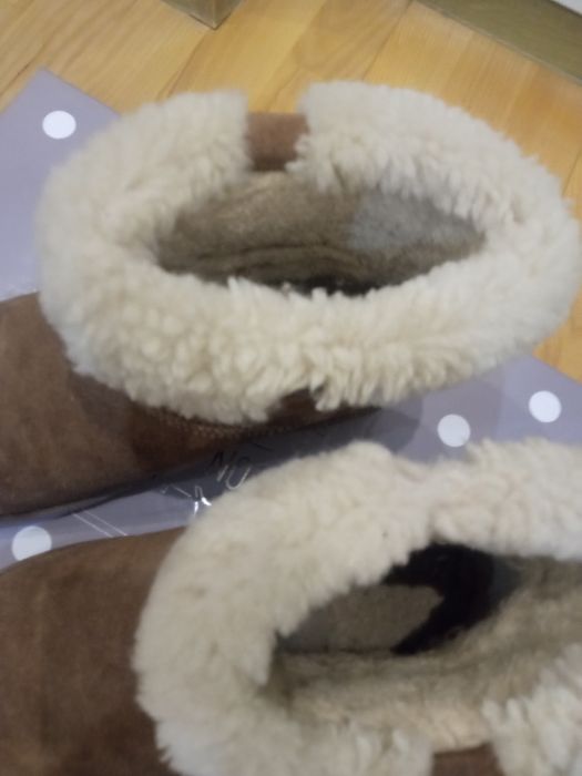 Продам женские зимние кожаные сапоги угги Bearpaw