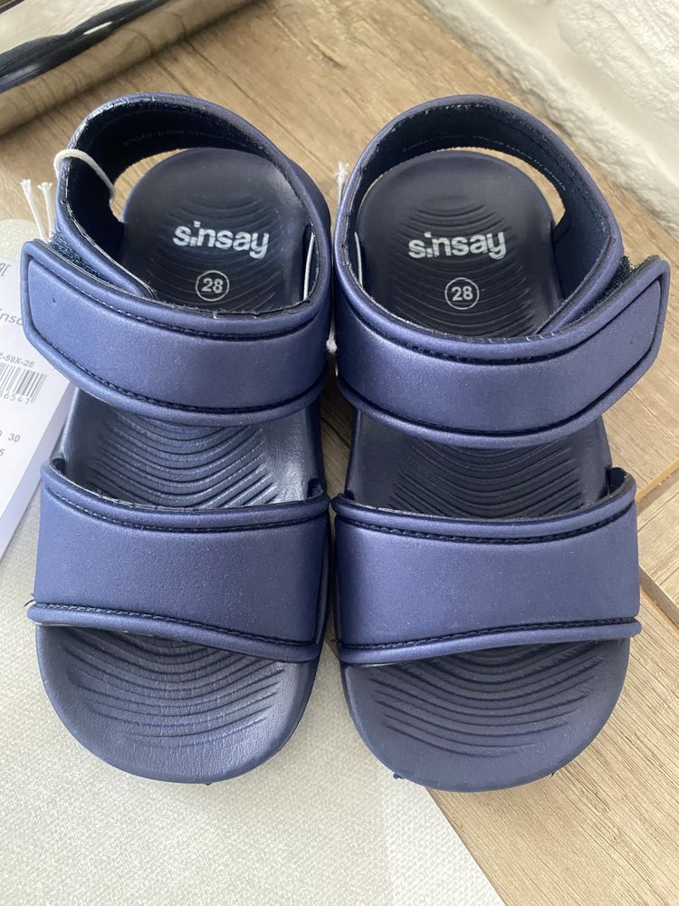 Nowe sandały Sinsay rozm. 28